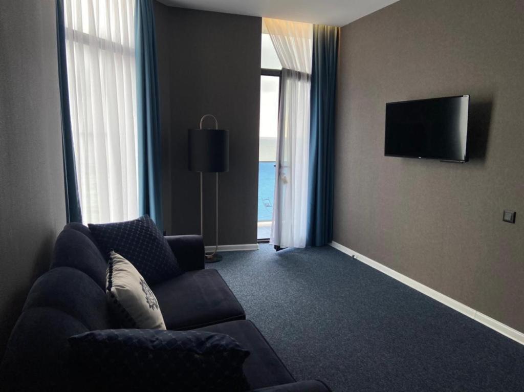 Pano Hotel ゴニオ エクステリア 写真